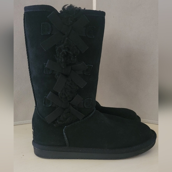 KOOLABURRA by UGG BLACK SERPA LINED BOOTS (sz 2) - Picture 1 of 6